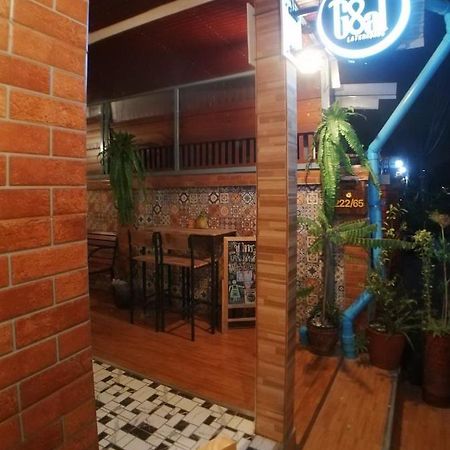 Appartamento Gogoal Latkrabang Bangkok Esterno foto