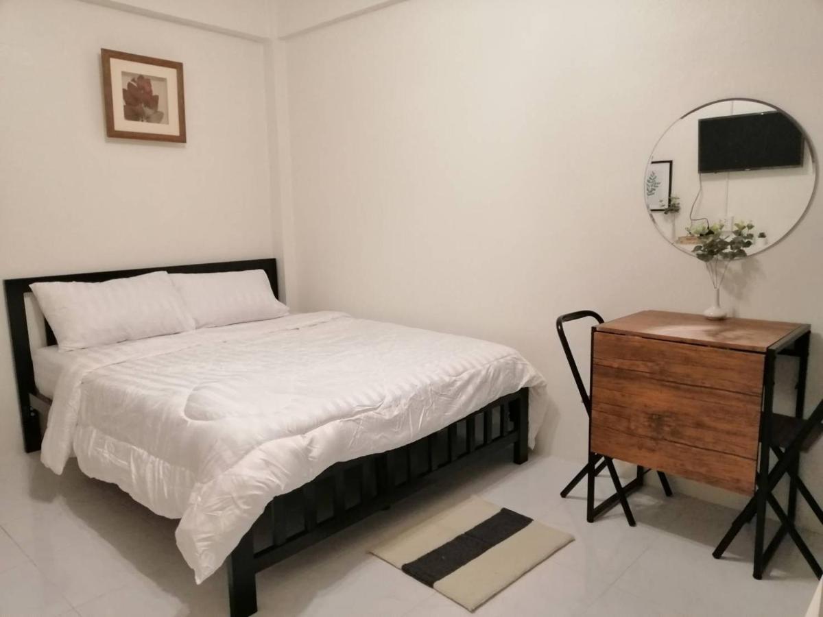 Appartamento Gogoal Latkrabang Bangkok Esterno foto