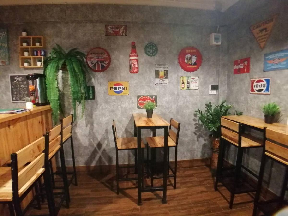 Appartamento Gogoal Latkrabang Bangkok Esterno foto