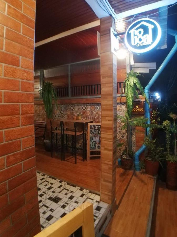 Appartamento Gogoal Latkrabang Bangkok Esterno foto